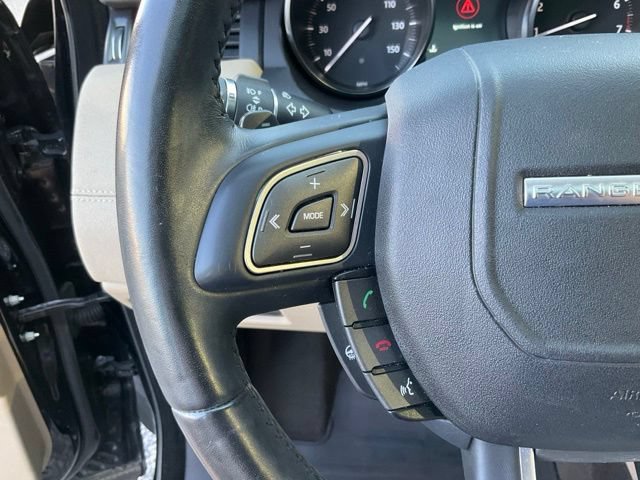 Used 2018 Land Rover Range Rover Evoque SE AWD/4WD image 12