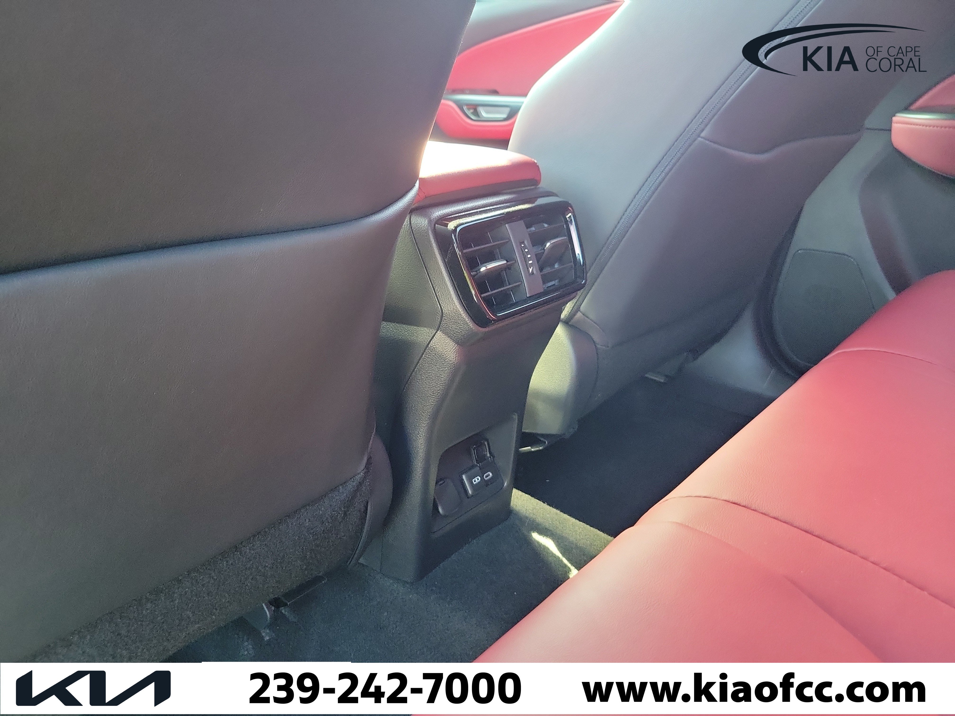 Used 2024 Lexus NX 250 FWD w/ Towing Package (2000 Lbs) image 14