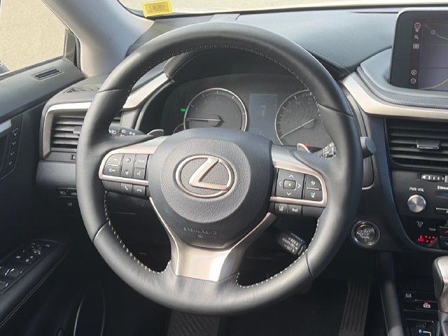 Certified 2020 Lexus RX 350L Premium w/ Premium Package AWD/4WD image 15