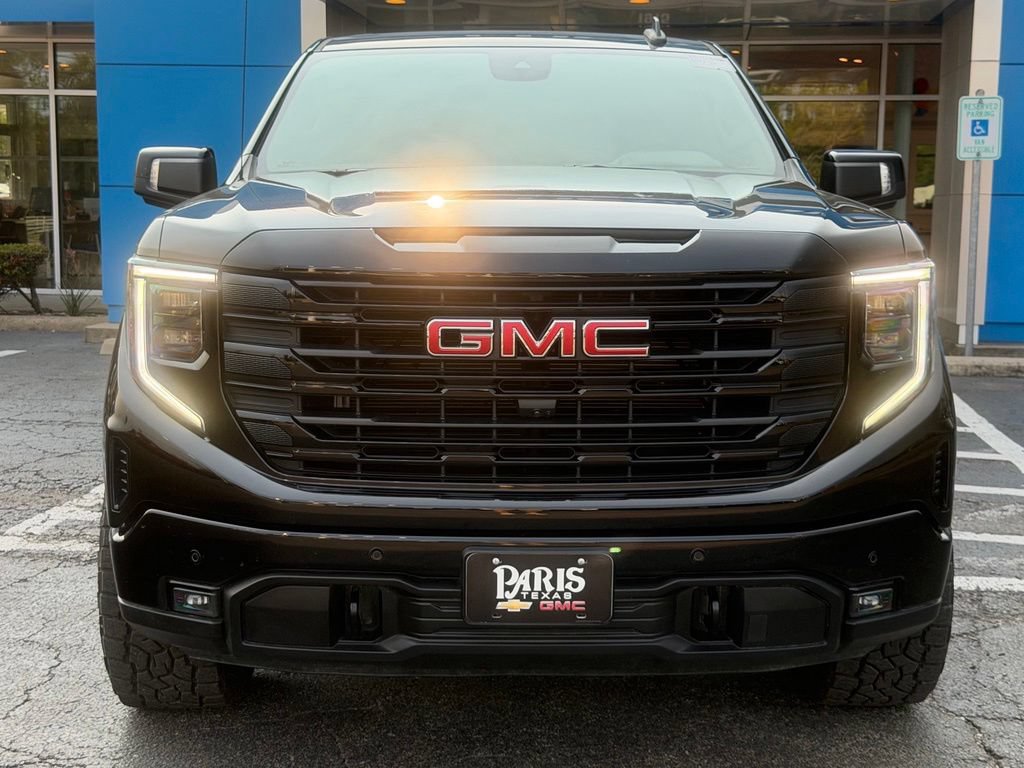 Used 2024 GMC Sierra 1500 Elevation w/ Elevation Premium Package AWD/4WD image 2