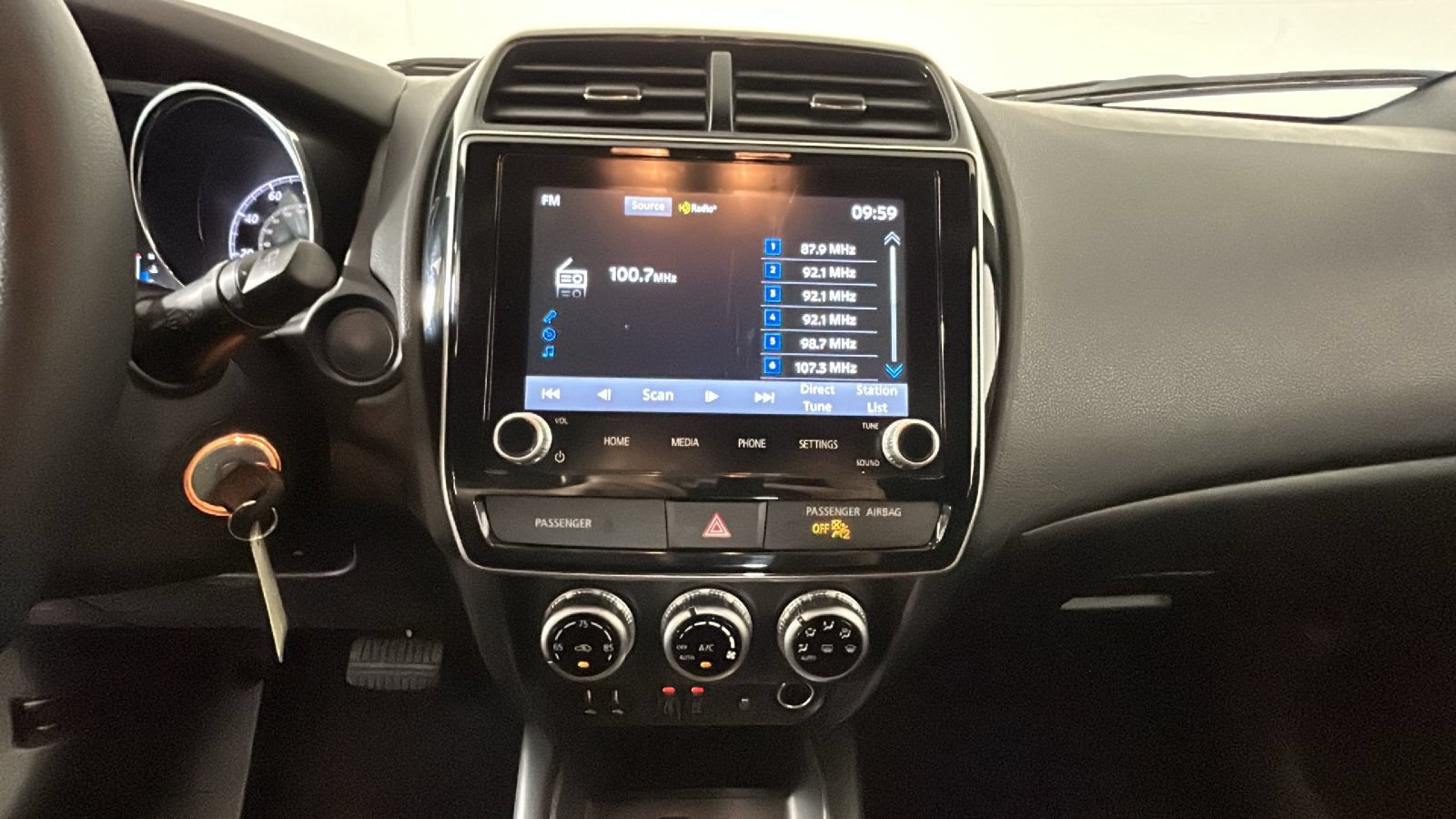 Used 2024 Mitsubishi Outlander Sport AWD image 25