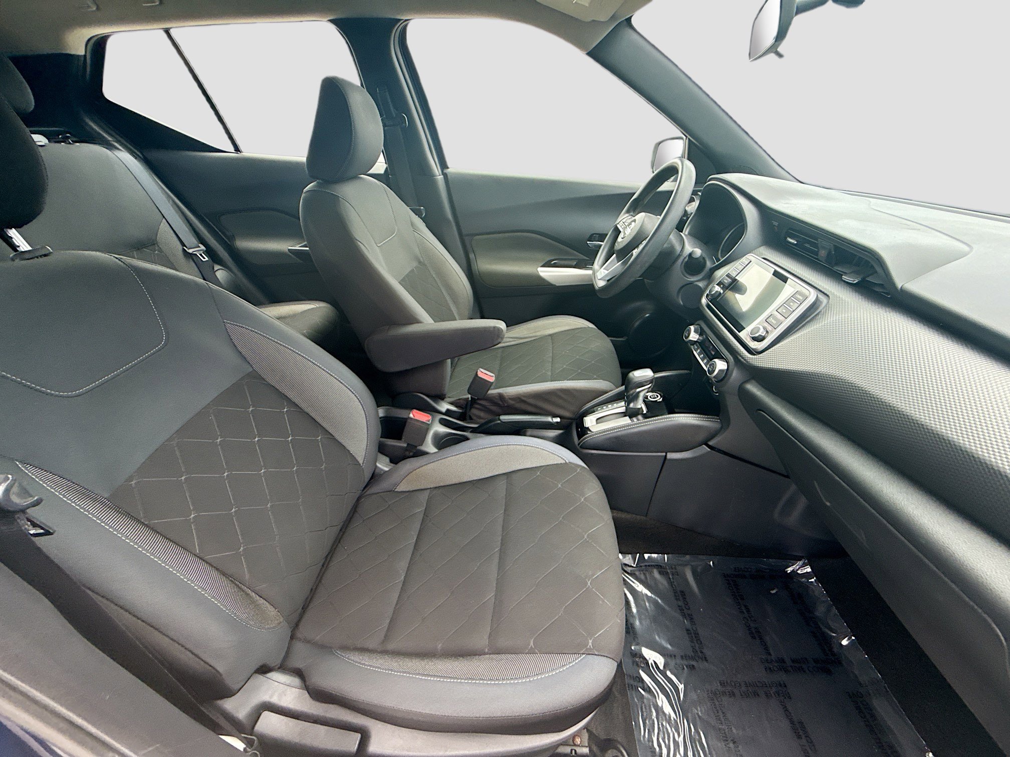 Used 2019 Nissan Kicks SR FWD image 30