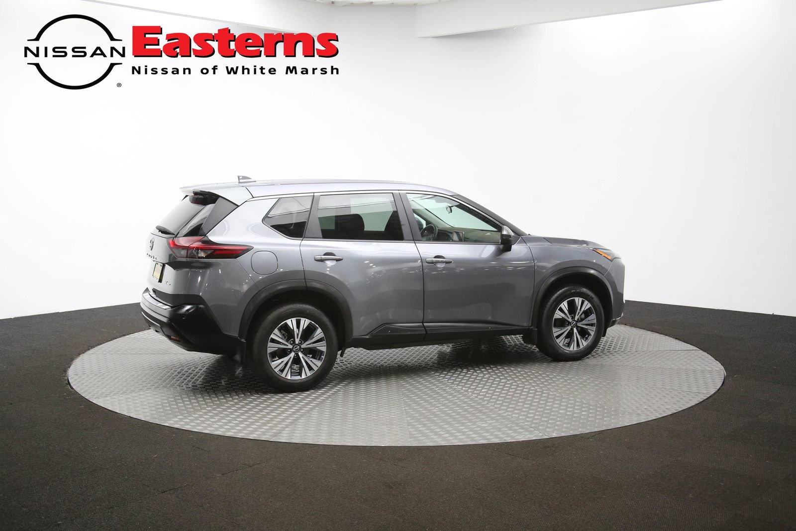 Used 2022 Nissan Rogue SV image 42