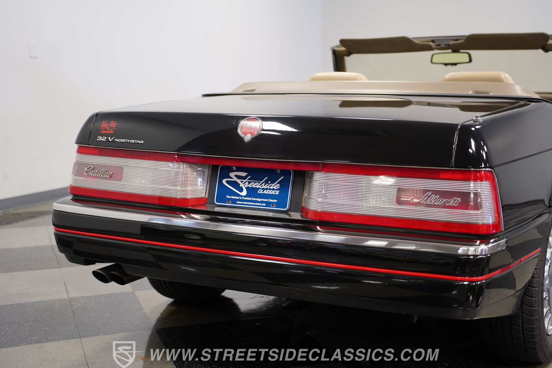 Used 1993 Cadillac Allante FWD image 27