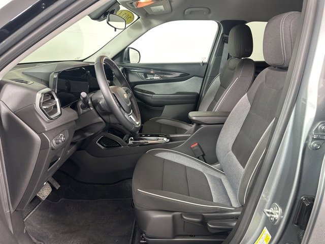 Used 2024 Chevrolet TrailBlazer LT w/ LT Cold Weather Package image 22