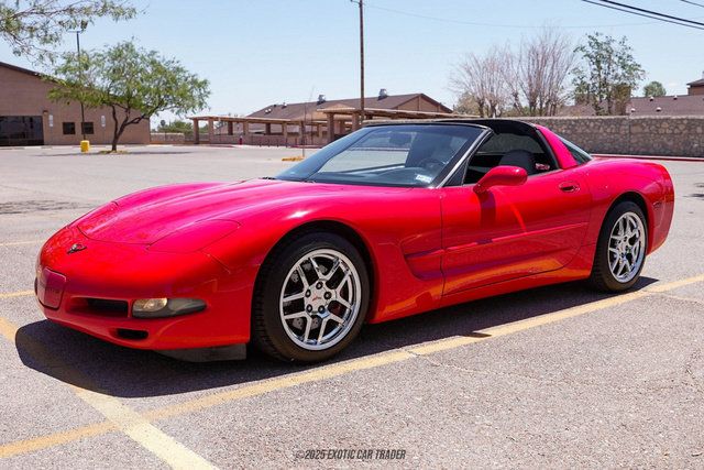 Used 1999 Chevrolet Corvette Coupe w/ Memory Pkg RWD image 14