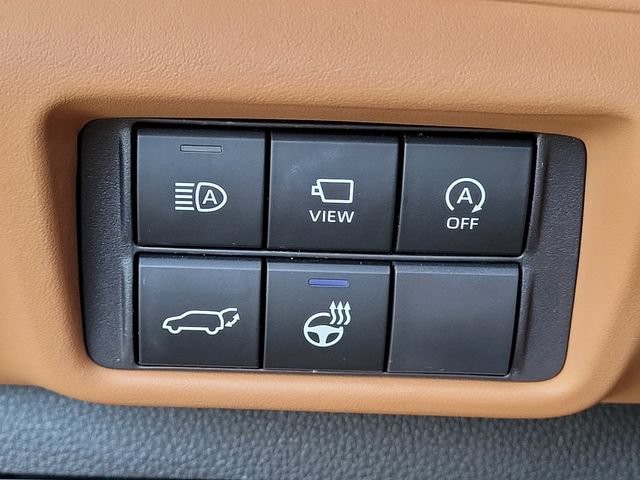 Certified 2024 Toyota Highlander Platinum AWD/4WD image 16
