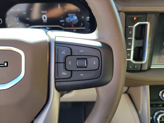 Used 2024 GMC Yukon Denali image 17