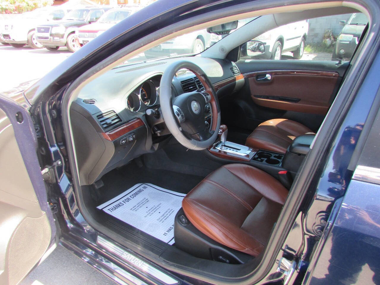 Used 2008 Saturn Aura XR w/ Premium Trim Package image 9