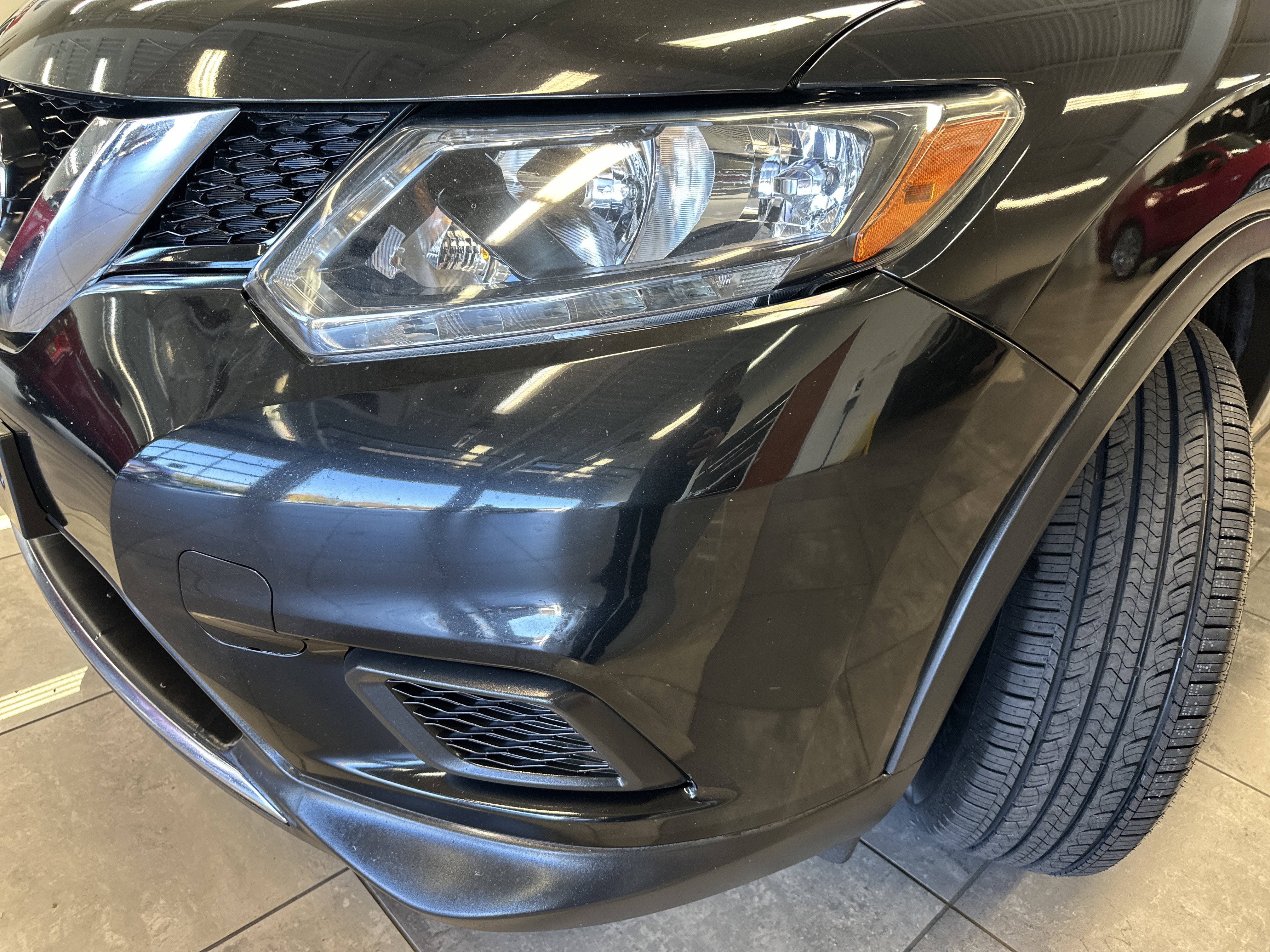 Used 2016 Nissan Rogue SV image 17