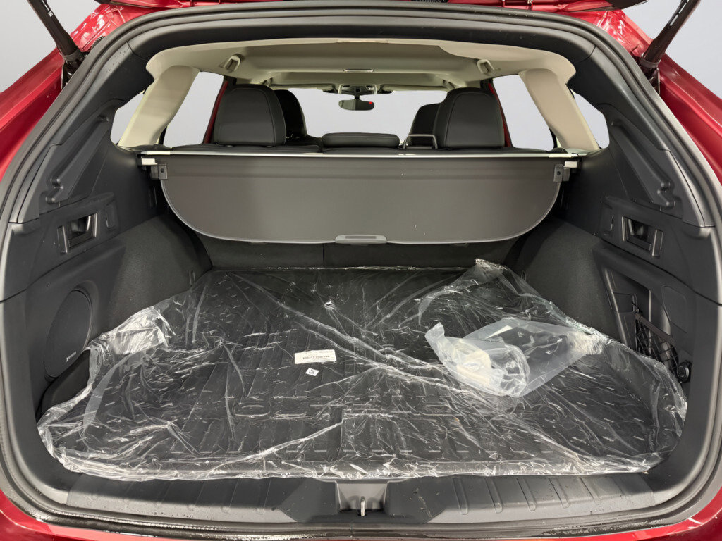 Certified 2025 Subaru Outback Limited image 9