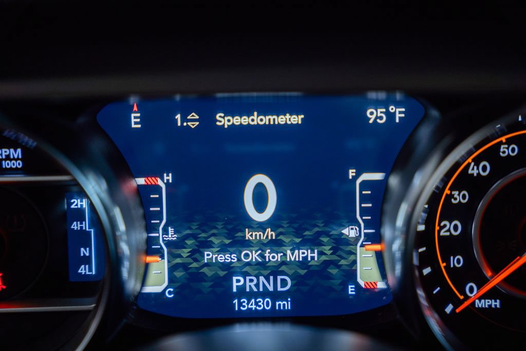 Used 2023 Jeep Wrangler Sport AWD/4WD image 35