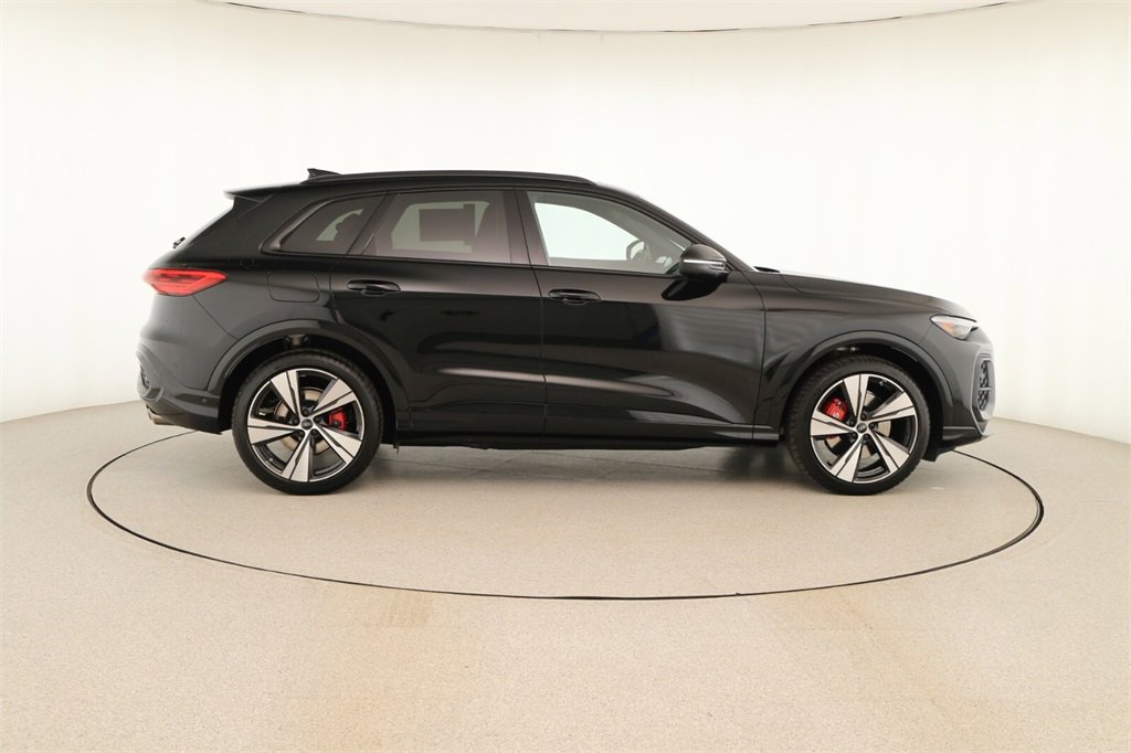 New 2025 Audi SQ5 Premium Plus image 8