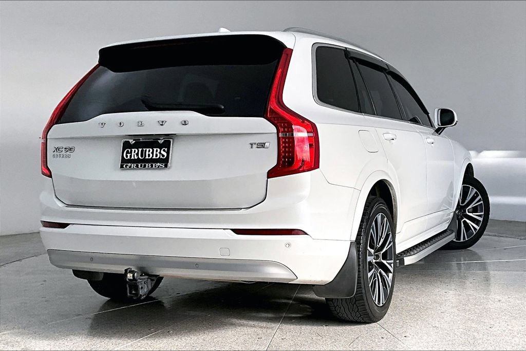 Used 2022 Volvo XC90 T5 Momentum w/ Advanced Package image 2