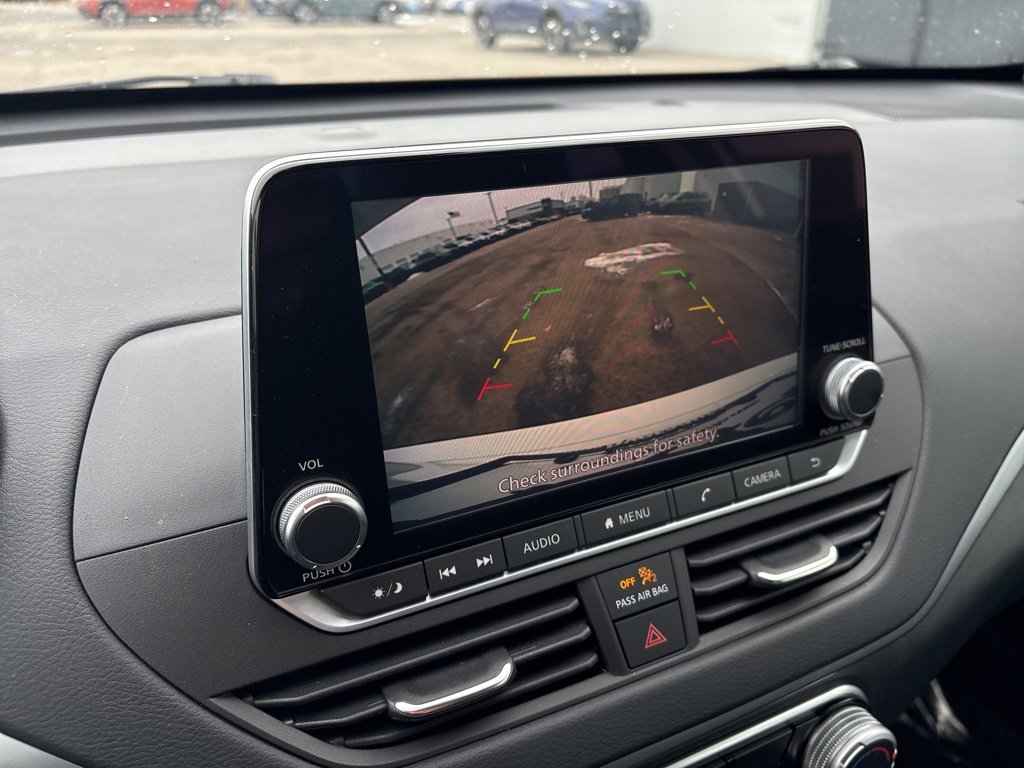 Used 2022 Nissan Altima 2.5 SV image 26