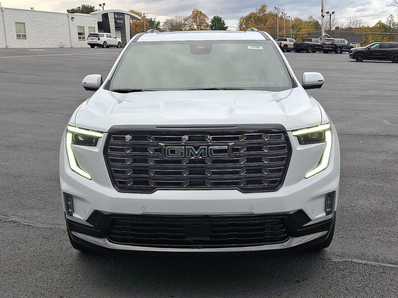 New 2026 GMC Acadia Denali Ultimate w/ LPO, Floor Liner Package image 2