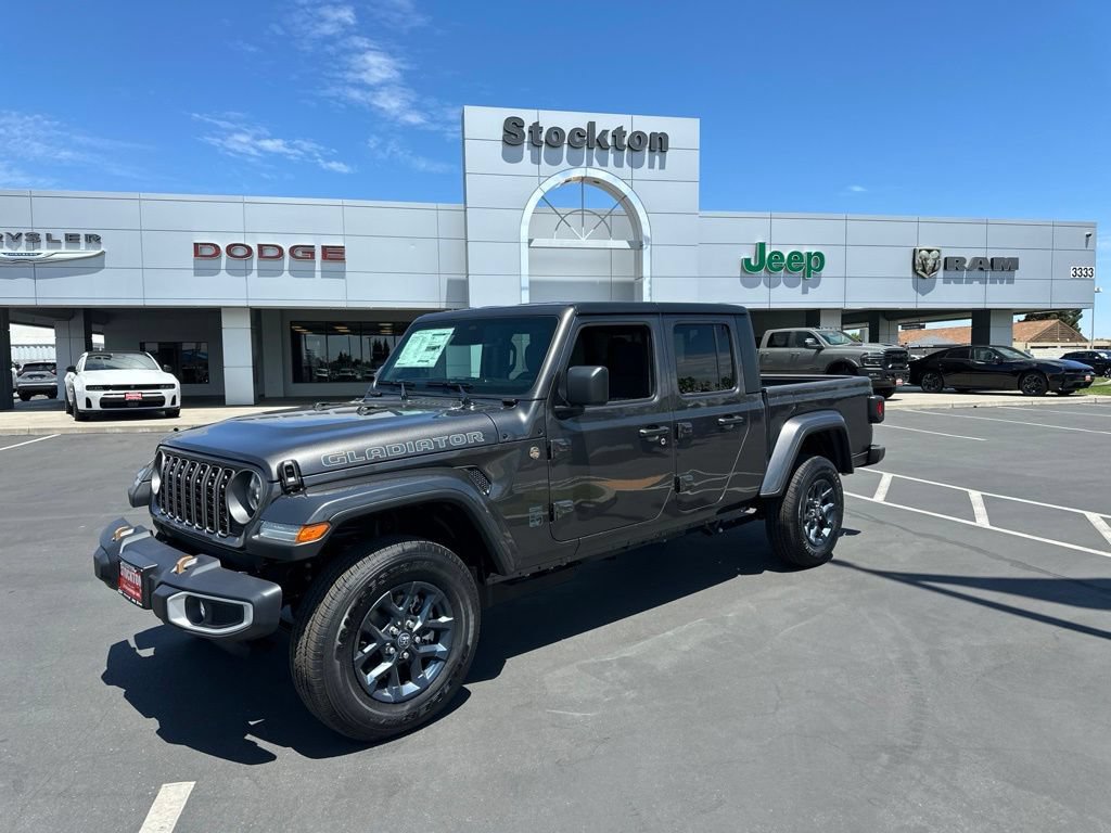 New 2026 Jeep Gladiator Sport