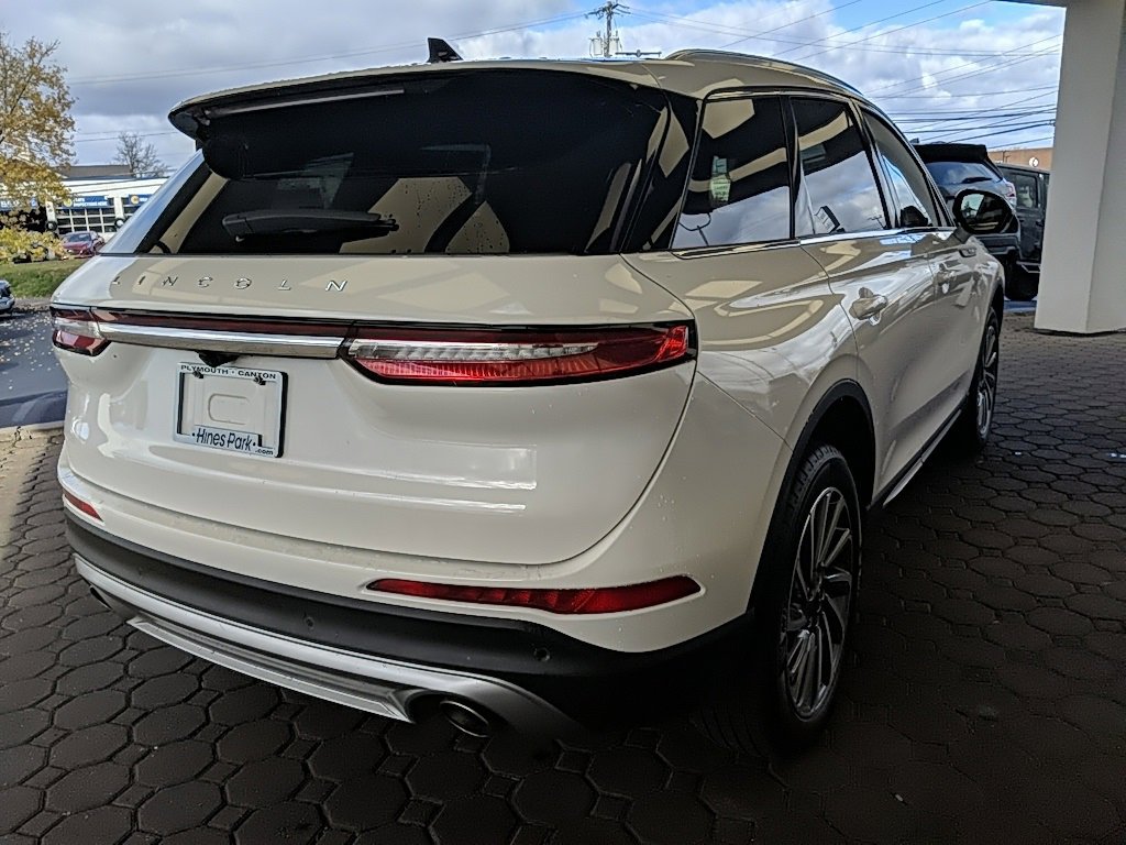 Used 2024 Lincoln Corsair Reserve w/ Equipment Group 201A image 5