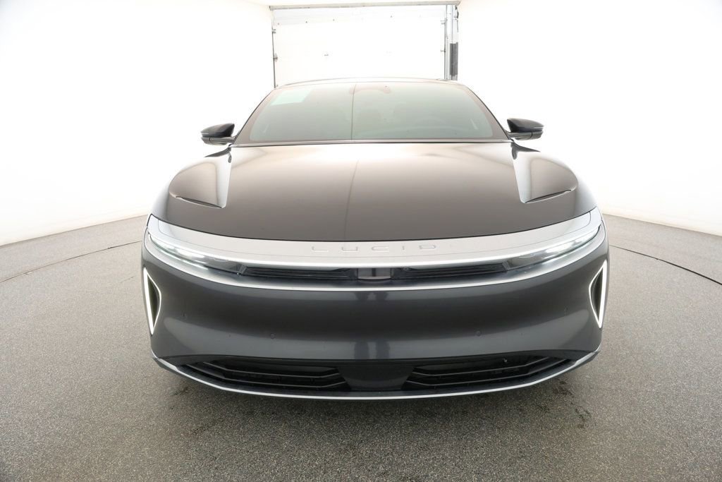 Used 2023 Lucid Air Touring image 2