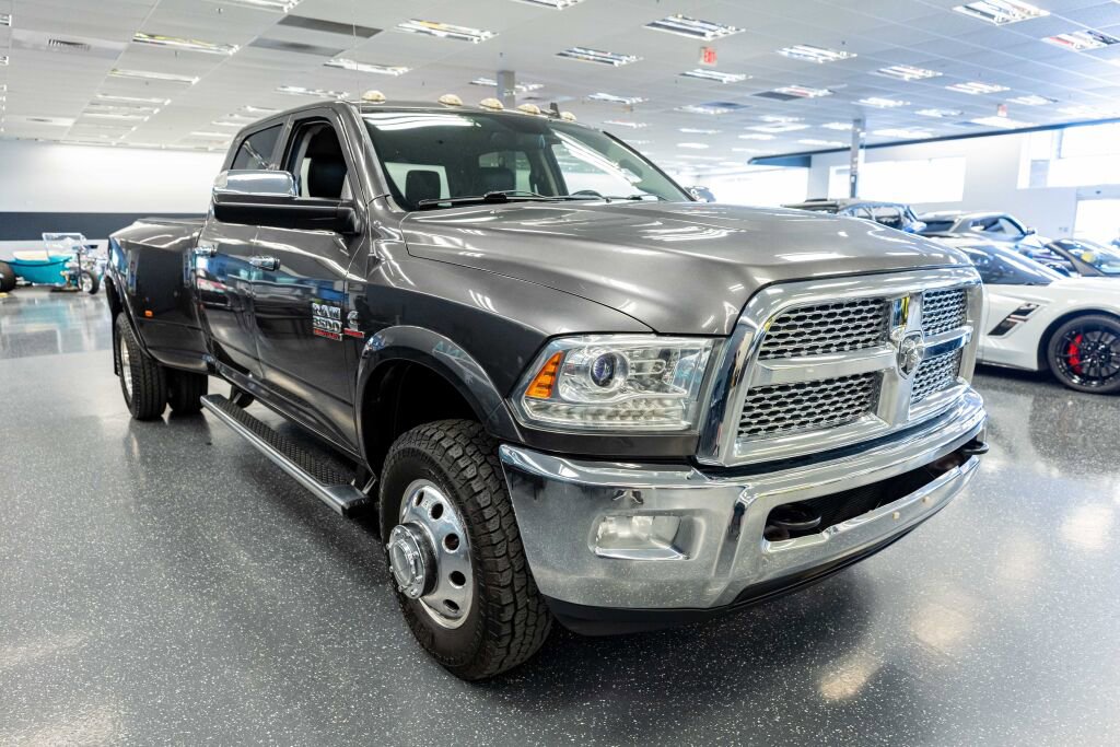 Used 2015 RAM 3500 Laramie image 3