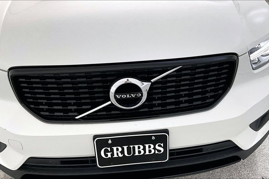 Used 2020 Volvo XC40 T5 R-Design w/ Protection Package Premier AWD/4WD image 31