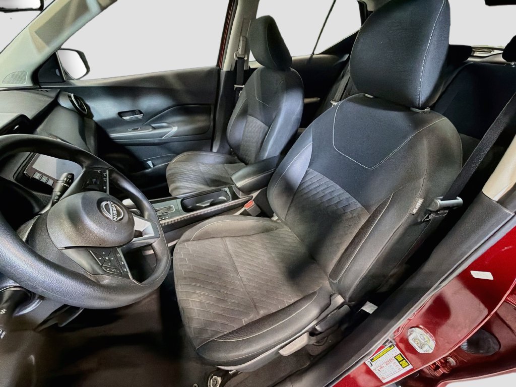 Used 2023 Nissan Kicks SV FWD image 19