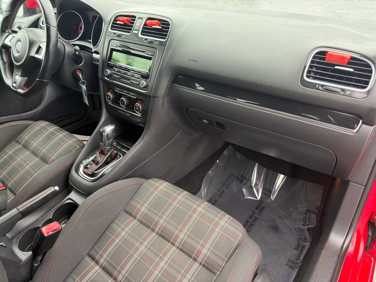 Used 2013 Volkswagen GTI 4-Door FWD image 48