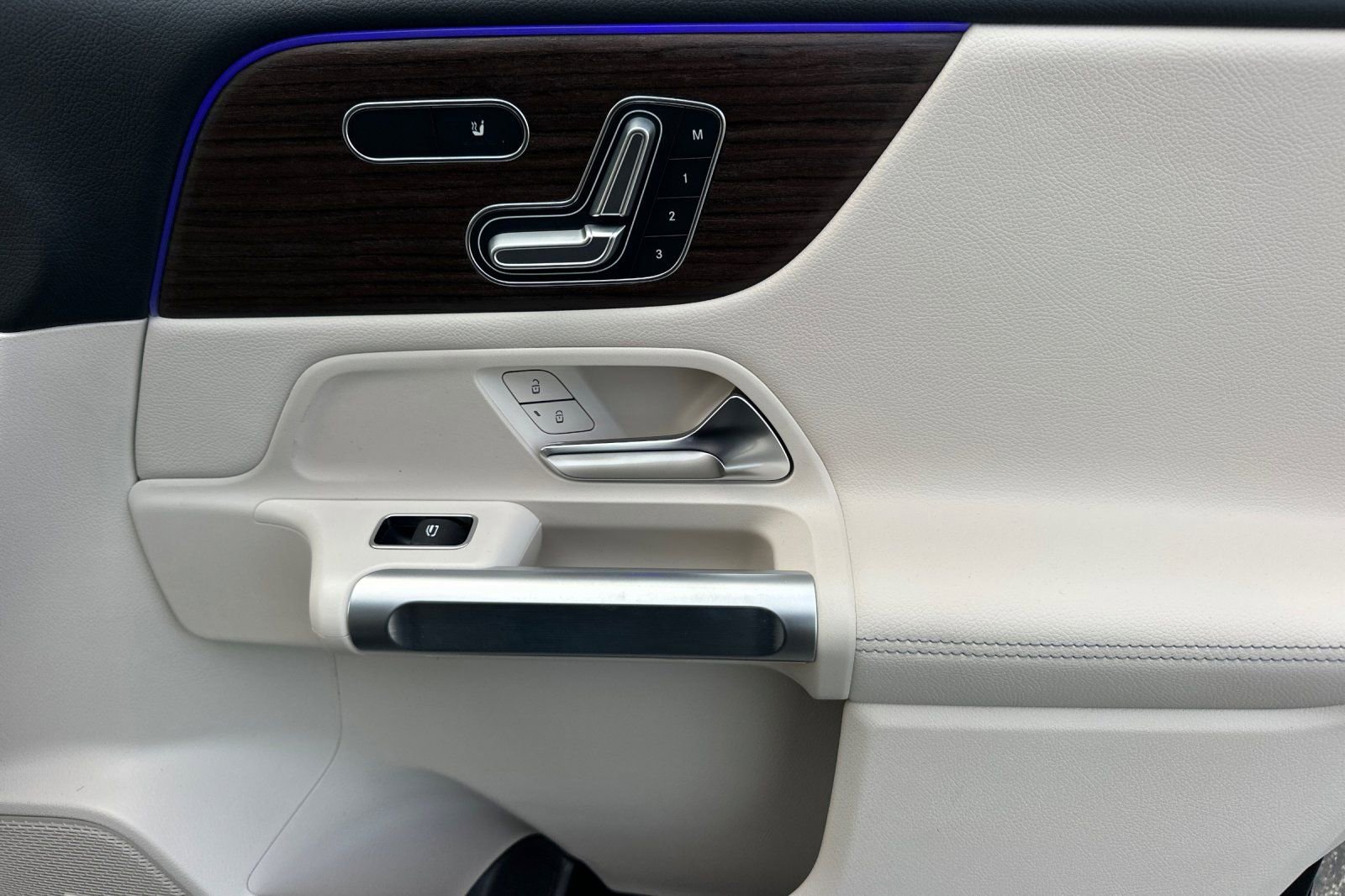 New 2026 Mercedes-Benz GLB 250 GLB 250 image 32