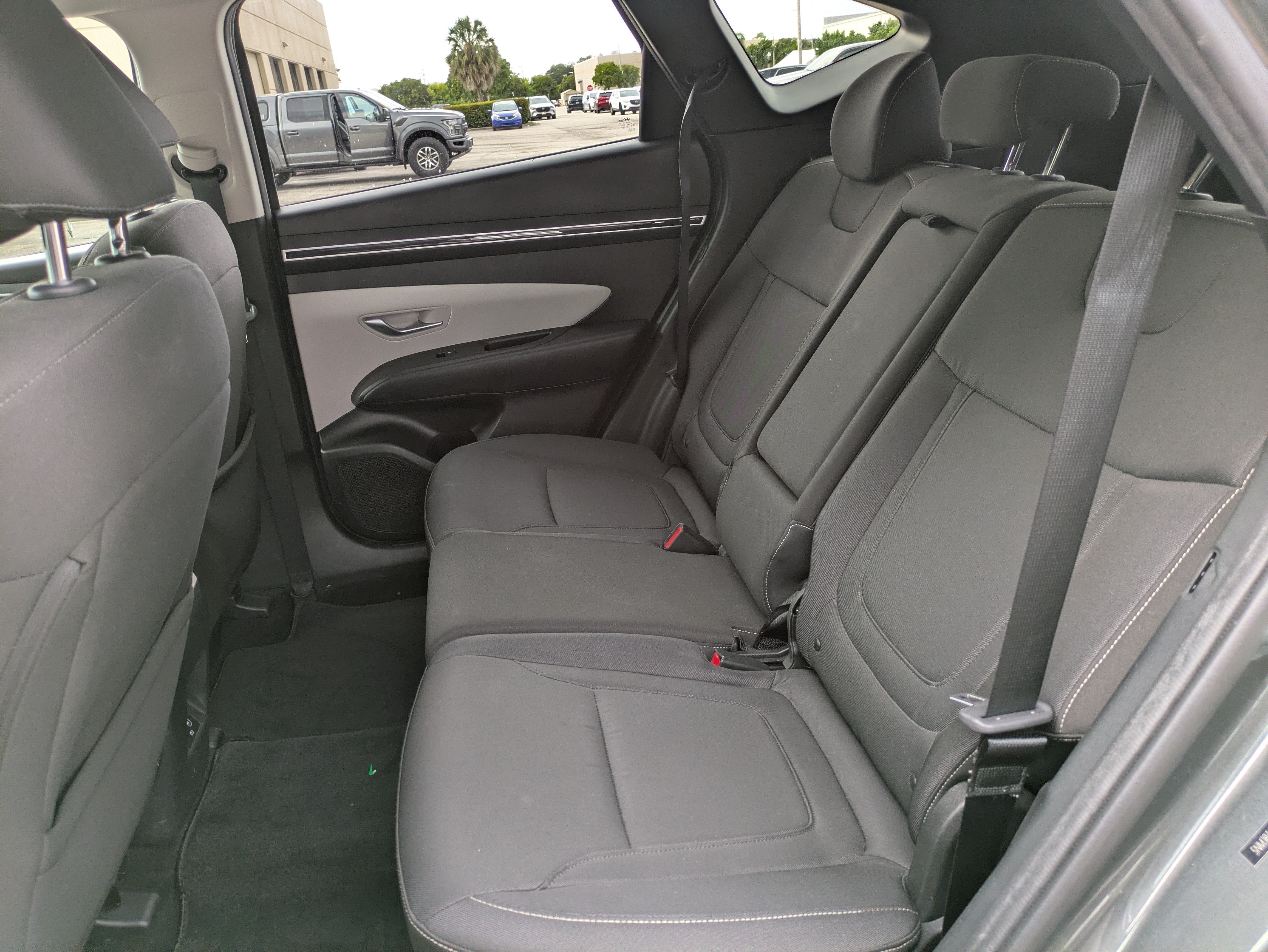 Used 2022 Hyundai Tucson SEL w/ Cargo Package FWD image 12
