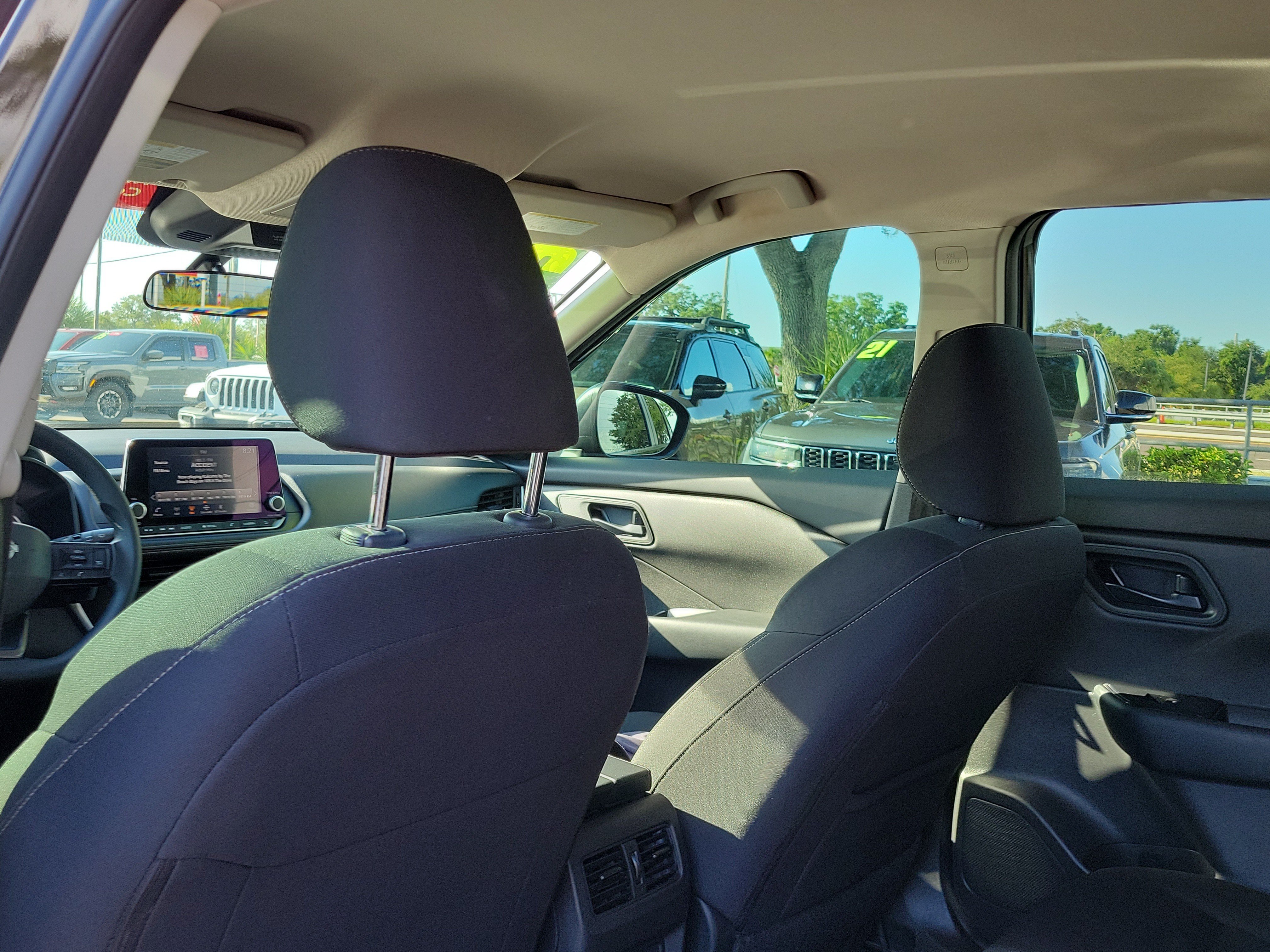 Certified 2025 Nissan Rogue S FWD image 11