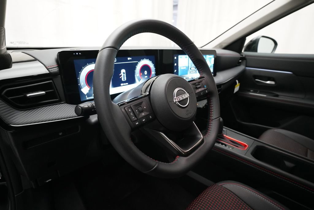 Certified 2026 Nissan Kicks SR w/ Cold Weather Package image 8