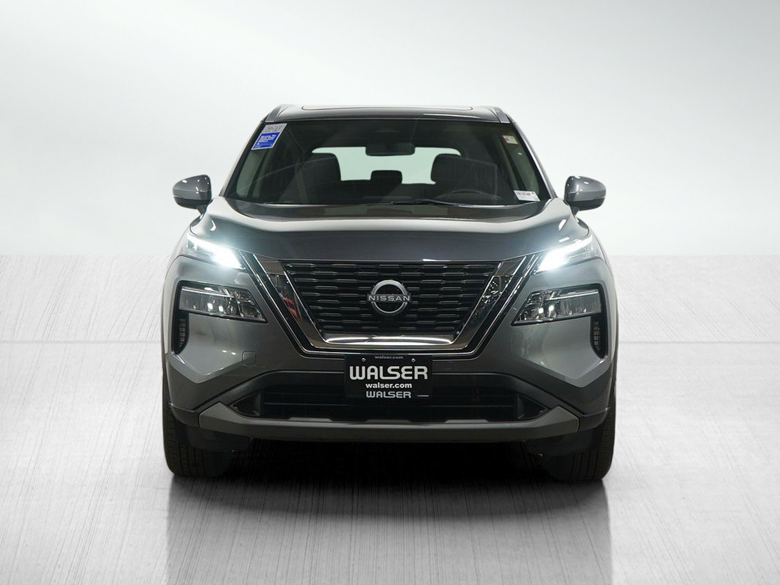 Used 2022 Nissan Rogue SV w/ SV Premium Package image 8