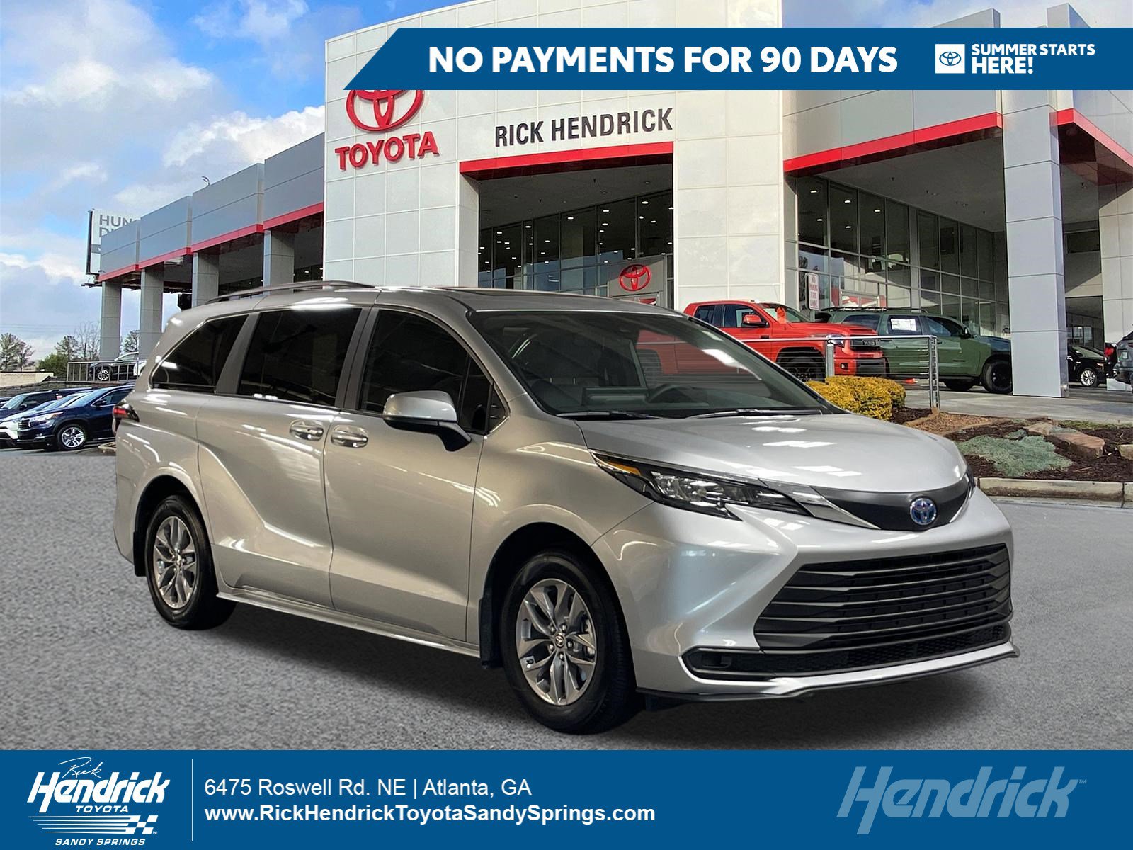 Certified 2025 Toyota Sienna LE w/ LE Plus Package