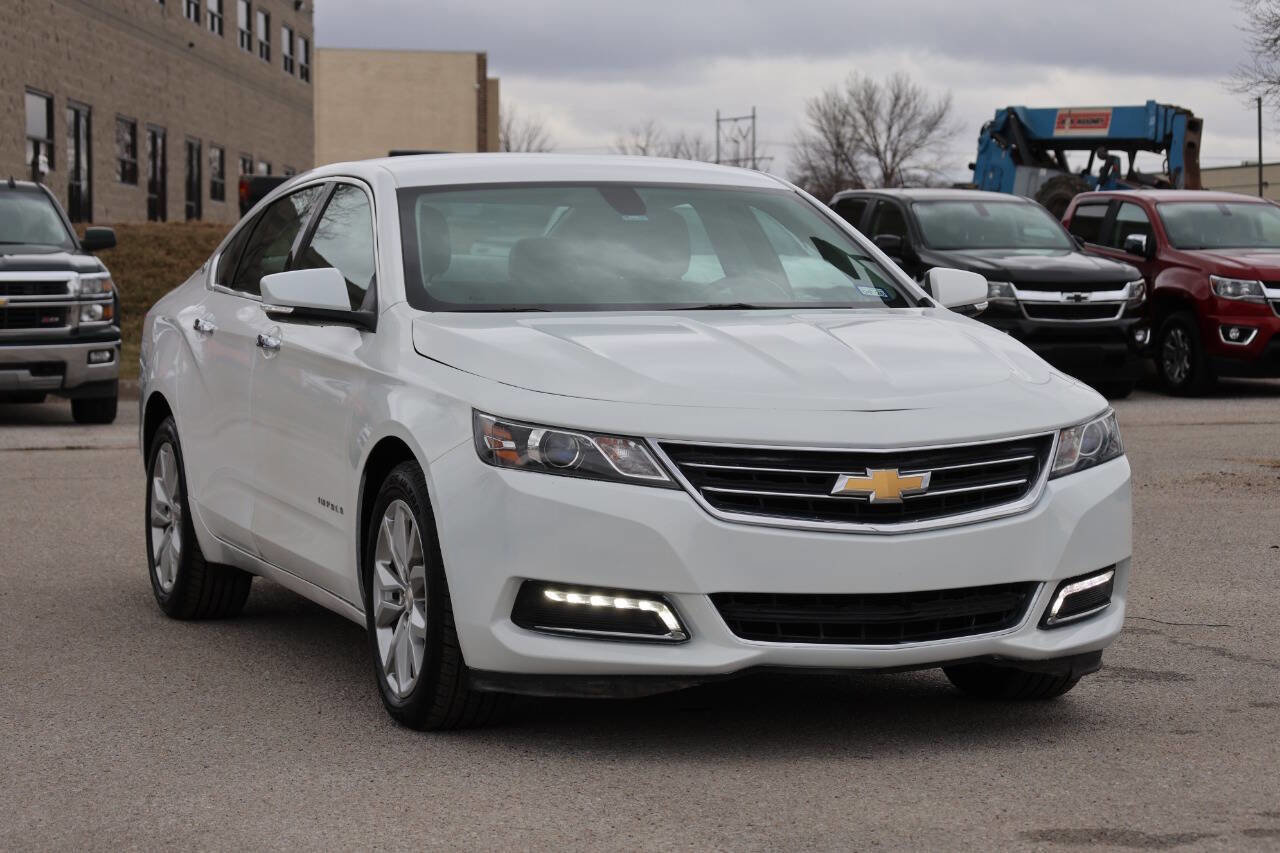 Used 2018 Chevrolet Impala LT FWD image 4