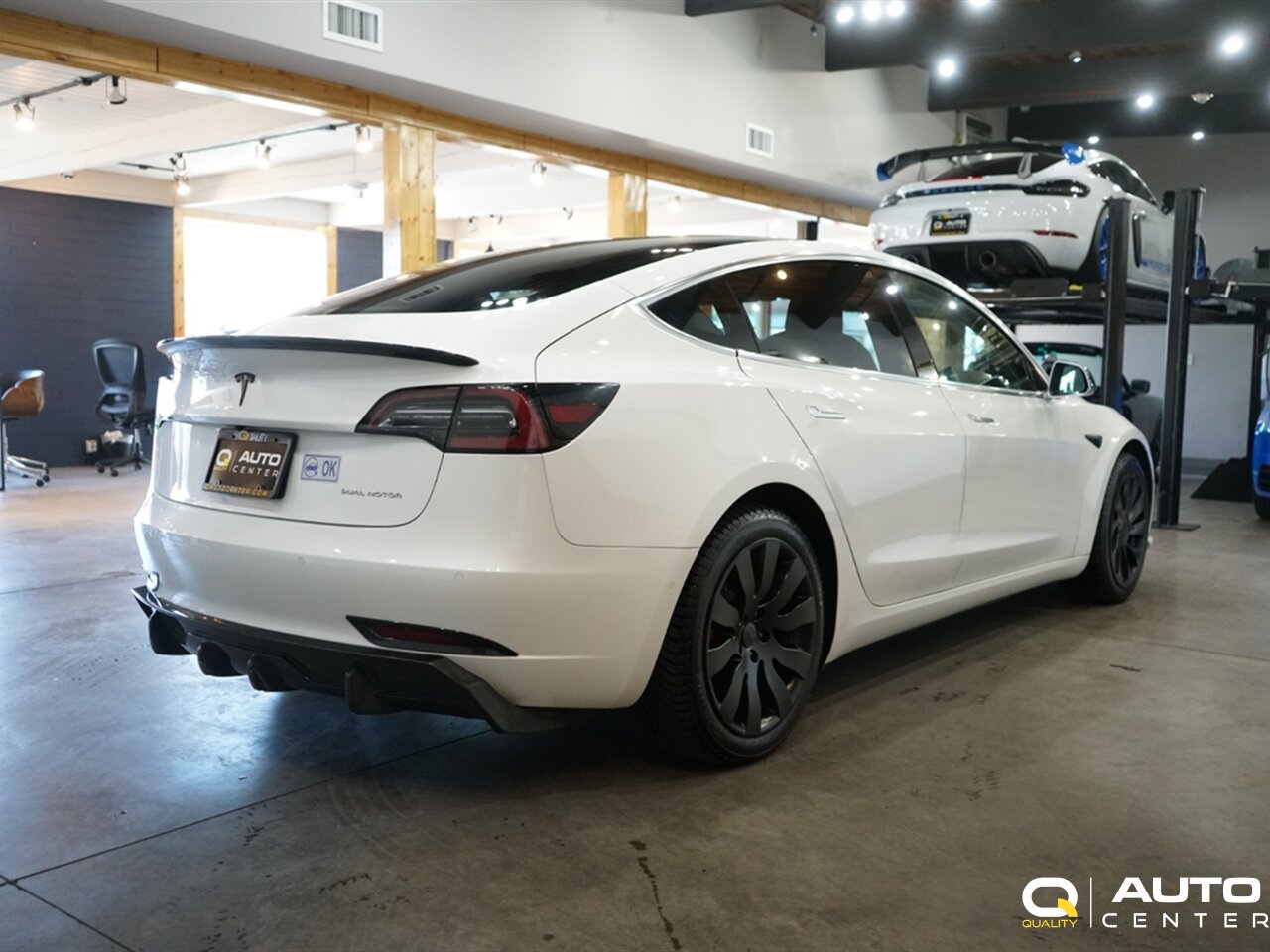 Used 2019 Tesla Model 3 Long Range AWD/4WD image 4