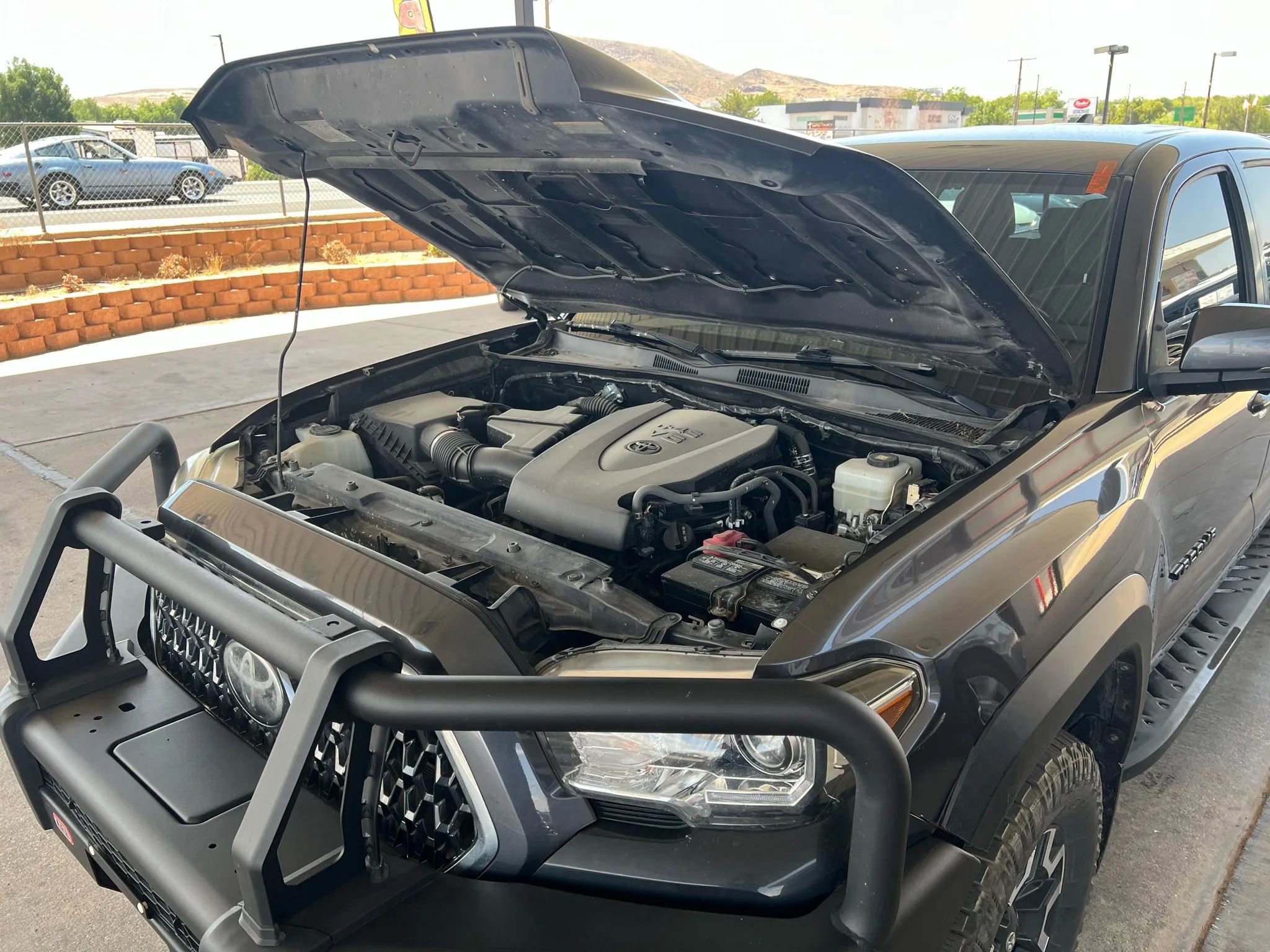 Used 2019 Toyota Tacoma TRD Off-Road image 34