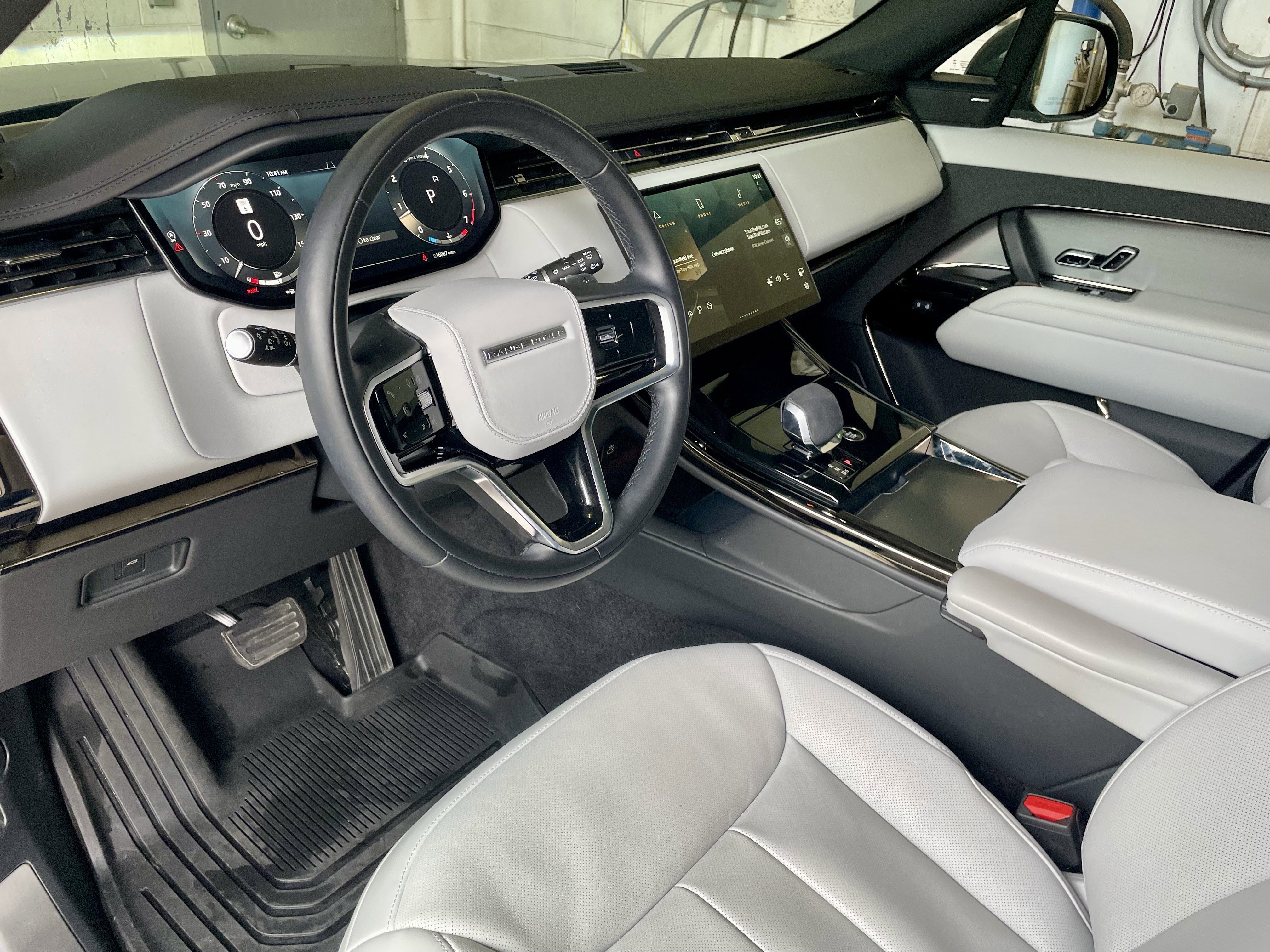 Certified 2024 Land Rover Range Rover Sport SE image 13