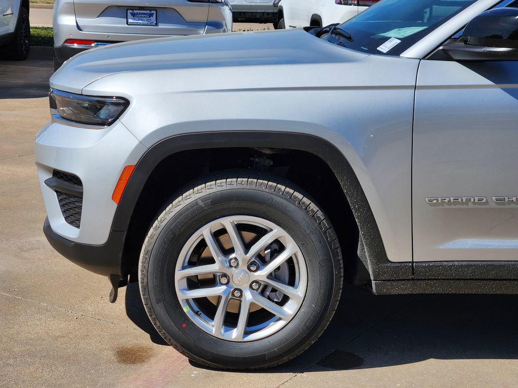 New 2026 Jeep Grand Cherokee Laredo RWD image 6