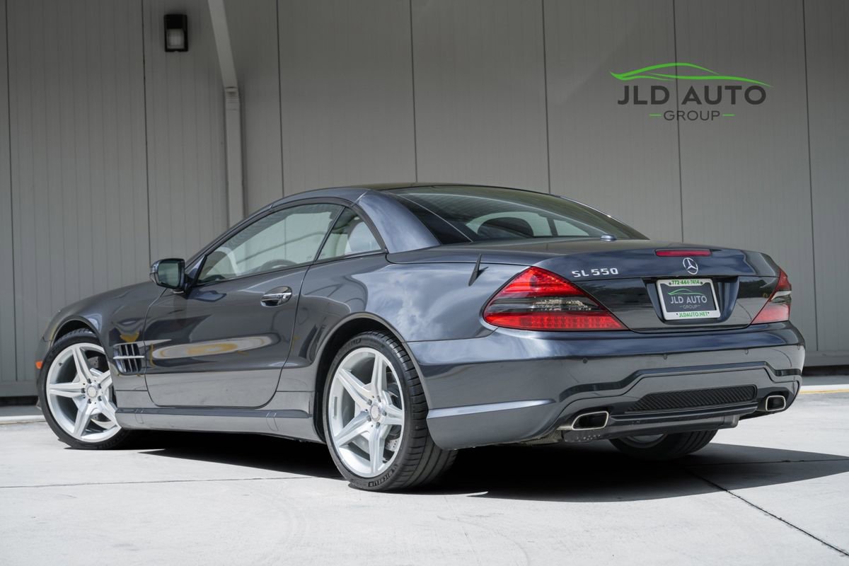 Used 2012 Mercedes-Benz SL 550 image 9