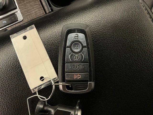 Used 2021 Ford Expedition Limited AWD/4WD image 28