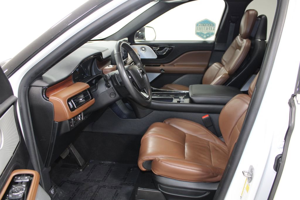 Used 2022 Lincoln Aviator Grand Touring w/ Equipment Group 301A image 22
