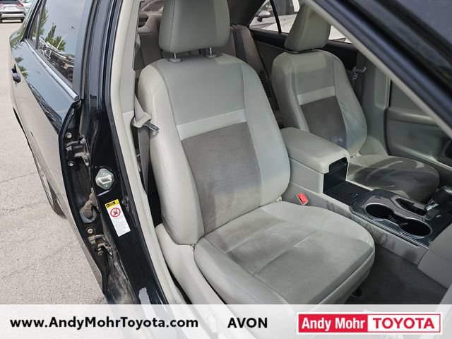 Used 2012 Toyota Camry XLE w/ Leather Pkg FWD image 35
