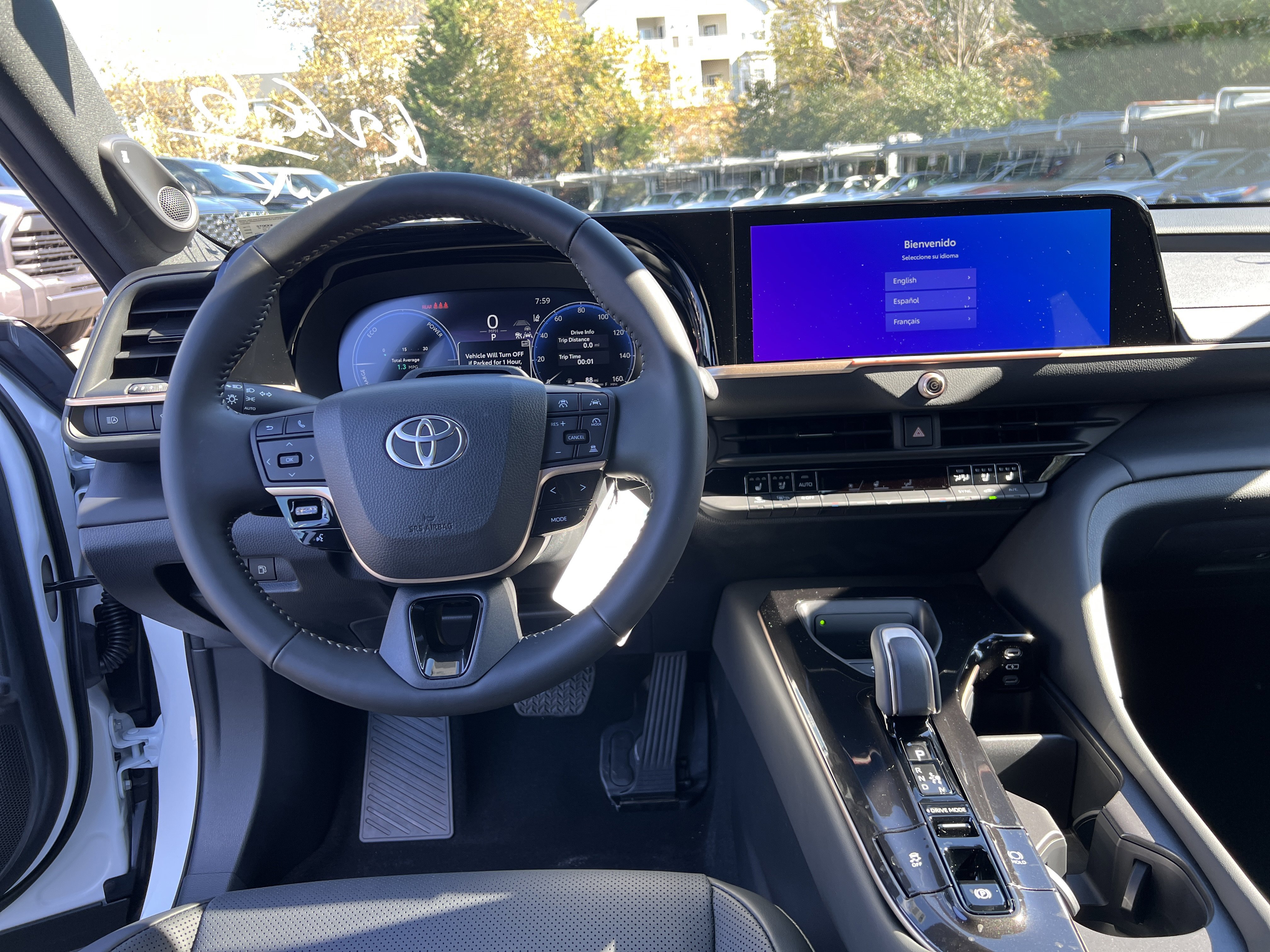 New 2026 Toyota Crown Platinum image 10