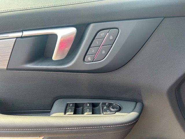 New 2026 Buick Enclave Preferred w/ Power Package image 16