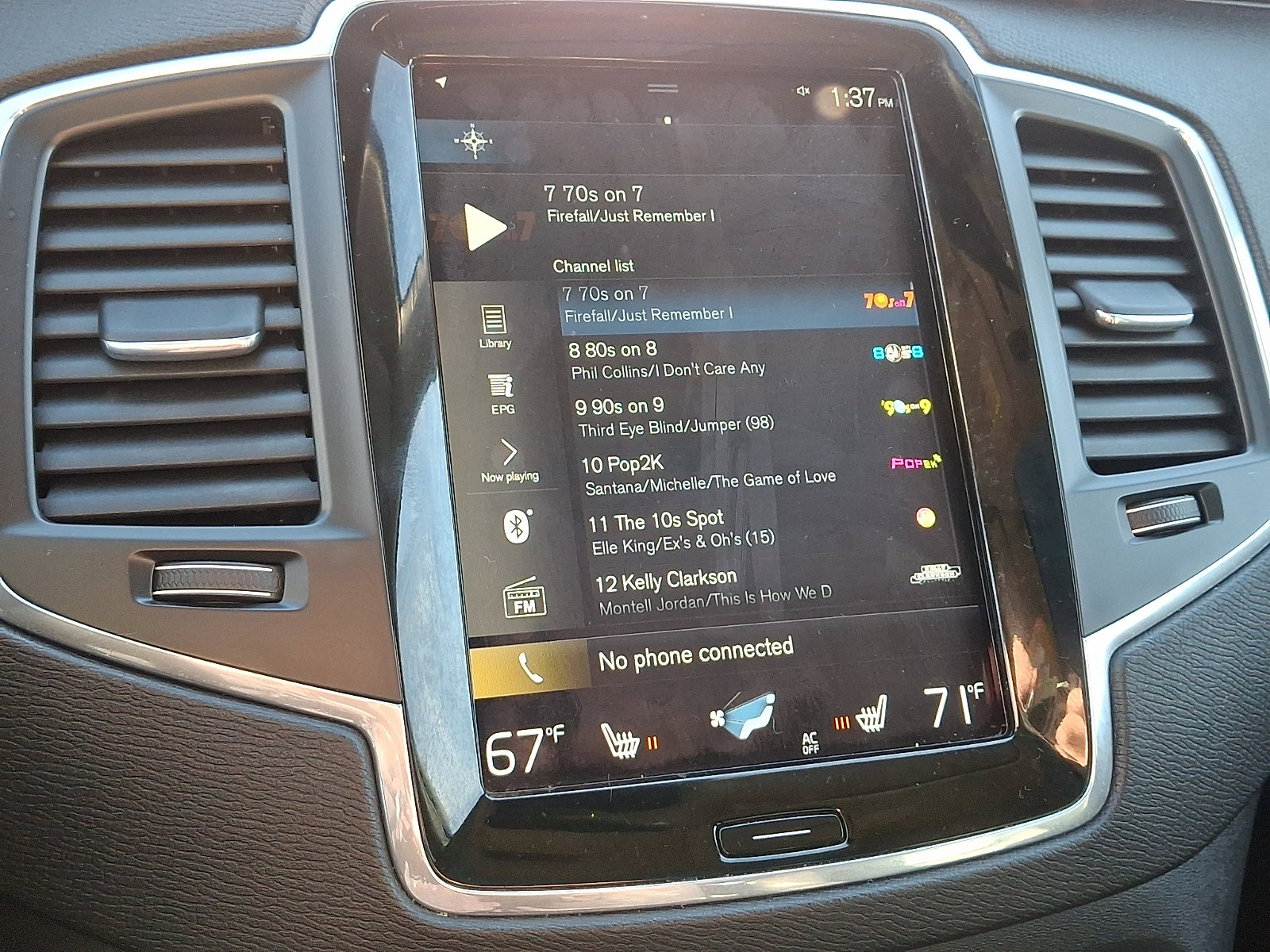 Used 2020 Volvo XC90 T6 Momentum w/ Protection Package Premier image 18