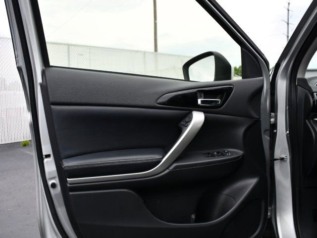 Used 2024 Mitsubishi Eclipse Cross AWD image 10
