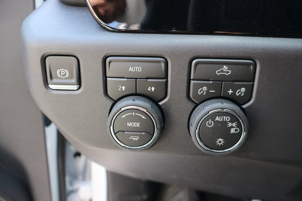 New 2026 Chevrolet Silverado 1500 LT AWD/4WD image 8