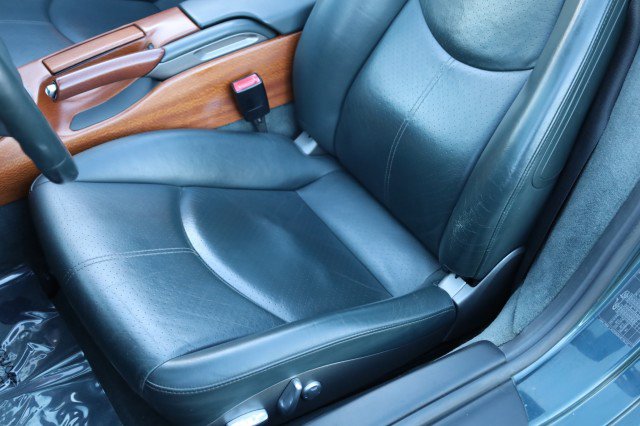 Used 2005 Porsche Boxster S image 28