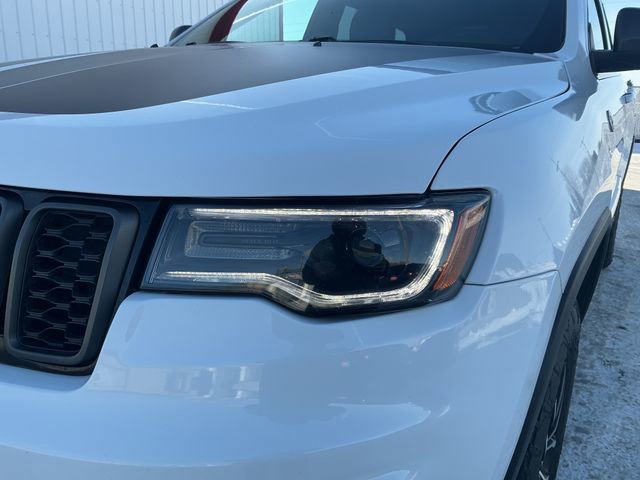 Used 2020 Jeep Grand Cherokee Trailhawk w/ Trailhawk Luxury Group AWD/4WD image 19
