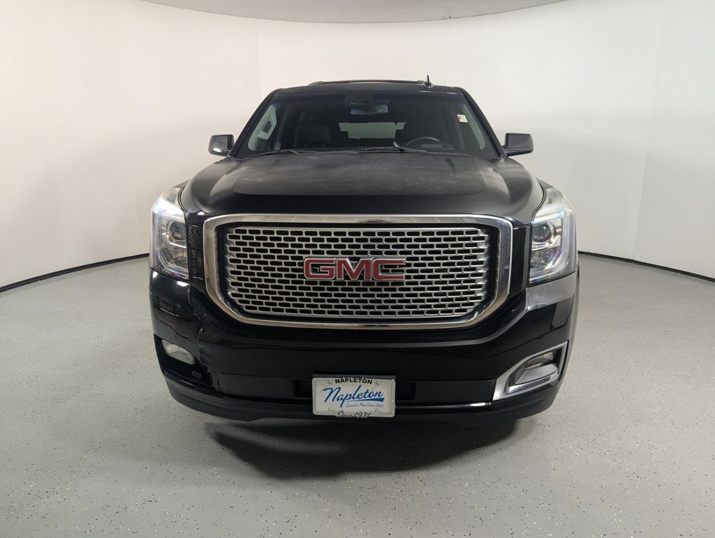 Used 2017 GMC Yukon Denali w/ Open Road Package AWD/4WD image 2